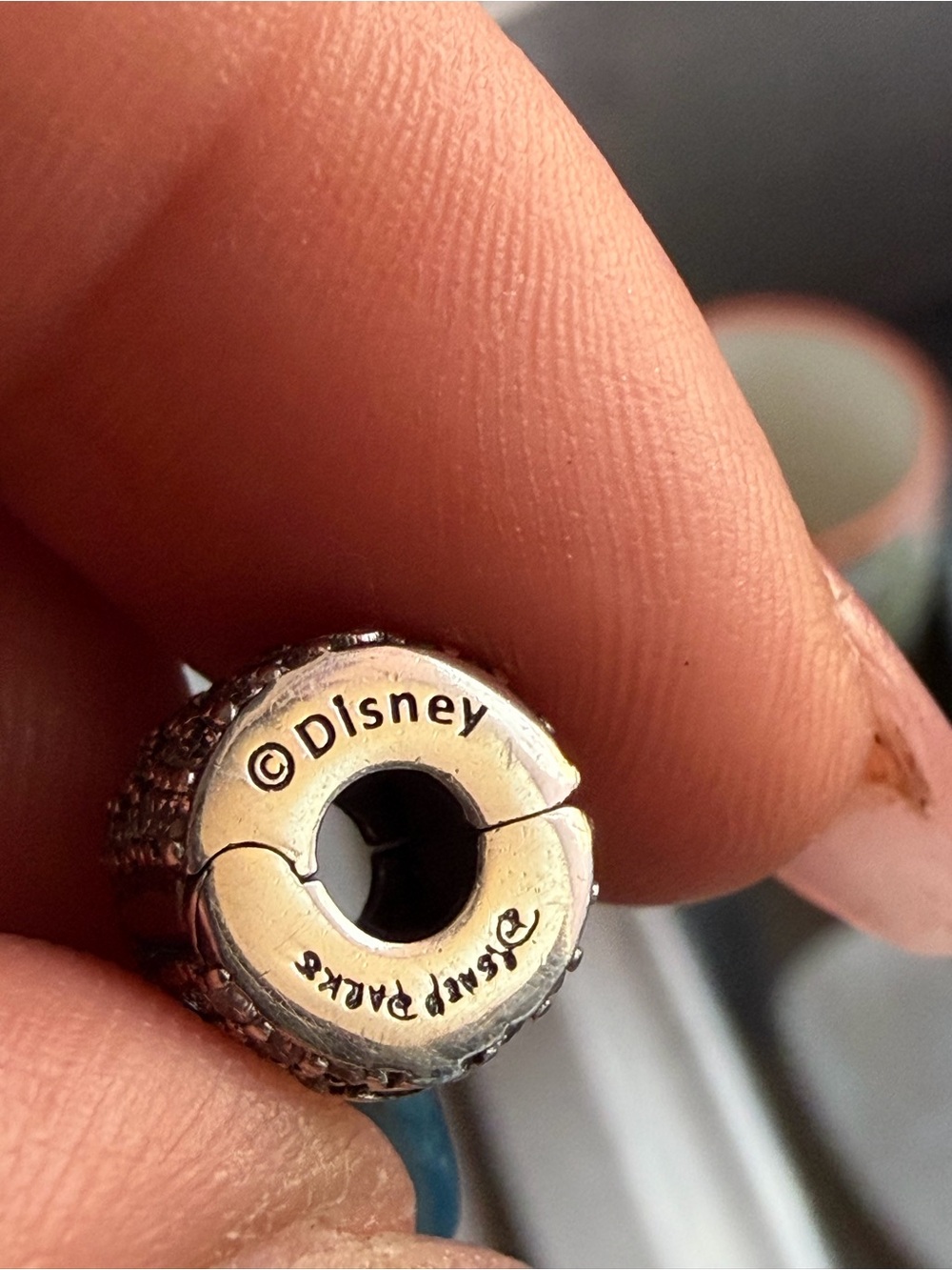 Pandora X Disney  Silver Minnie Mouse Charm with Red Bow and Crystal Accents - Picture 4 of 4